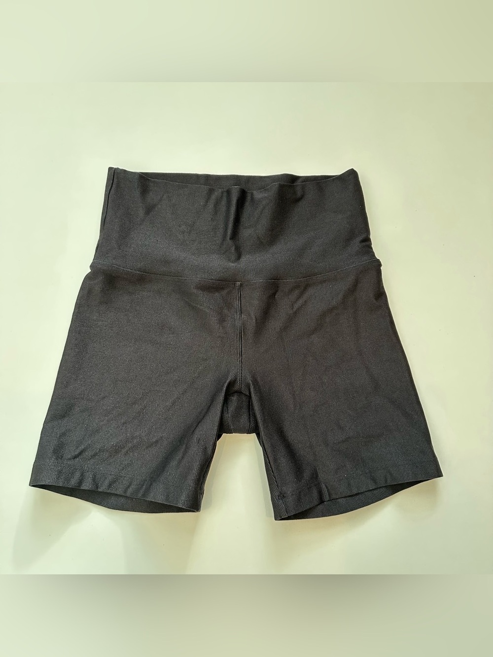OFFLINE by Aerie Shiny Black High Rise Ribbed 4.5 Inch Bike Shorts Size Small S